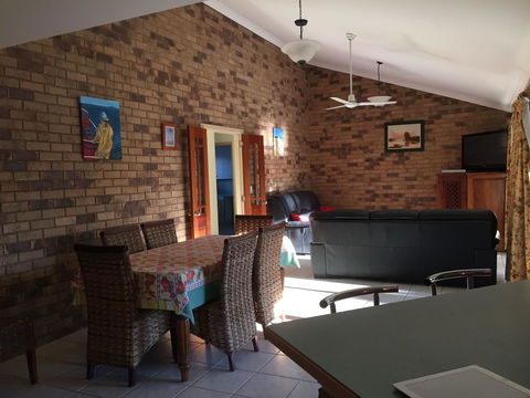 The Woorim Beach House - Adwords Guide 2