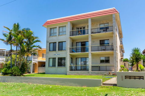 Enjoy The Sea Breezes From The Balcony - Boyd St, Woorim - Adwords Guide 0