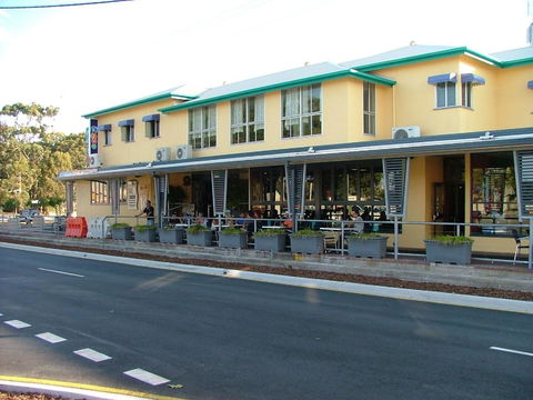 Enjoy The Sea Breezes From The Balcony - Boyd St, Woorim - Adwords Guide 3