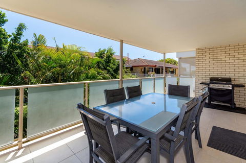 Enjoy The Sea Breezes From The Balcony - Boyd St, Woorim - Adwords Guide 4
