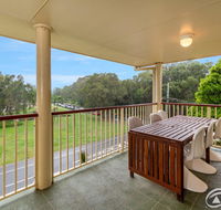 Immaculate Spacious Second Floor Unit Overlooking Pristine Parklands - Adwords Guide
