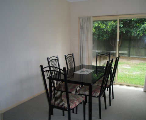 Ground Floor, Family Unit On The Canal With Free WIFI! - Adwords Guide 13