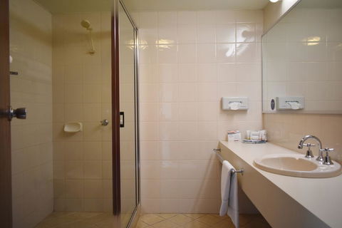 Admiral Motel Bunbury - Adwords Guide 3