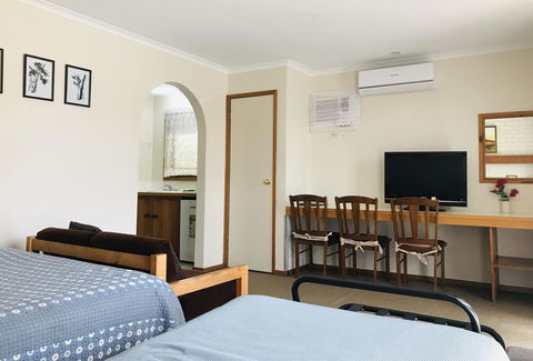 Alfred Motor Inn - Adwords Guide 1