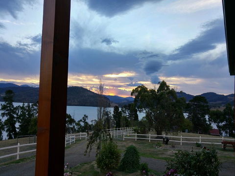 Ambience On Huon Bed & Breakfast - Adwords Guide 3