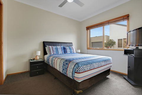 Apartments On Church - Unit 7 - Adwords Guide 1