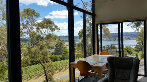 Armalong Winery Chalets - Adwords Guide 1