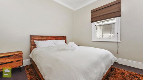 Aston On Alexander - Boutique Accommodation - Adwords Guide 3