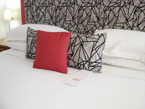 Avaleen Lodge Motor Inn - Adwords Guide 0