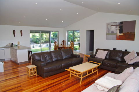 Banyula, 103 Neville Morton Drive - Adwords Guide 0