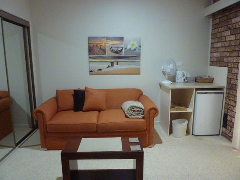 Batemans Bay Manor - Bed And Breakfast - Adwords Guide 2
