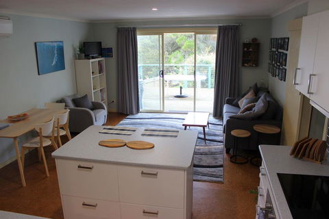 Beach House @ Smiths Beach - Adwords Guide 3
