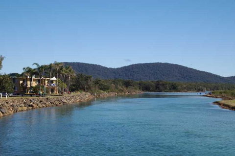 Beachfront 1, 25 Willow Street - Adwords Guide 3