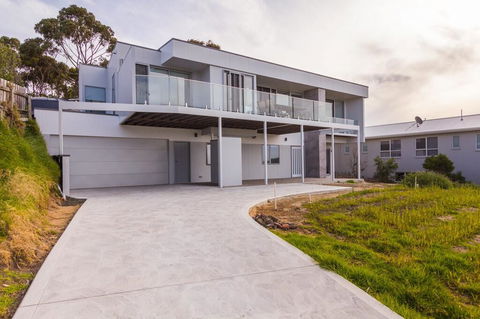 BEACHHOUSE BINALONG Luxury Waterfront Holiday House At Bay Of Fires - Adwords Guide 1