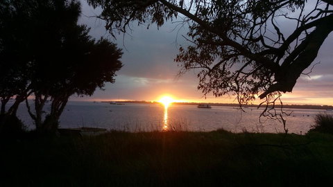 Beautiful, Peaceful Estuary Views, Five Star Quantity - Adwords Guide 2