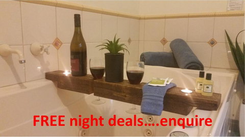 Belfast Cottages Port Fairy - Adwords Guide 1