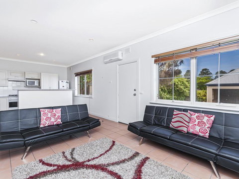 Bella On Victoria - Adwords Guide 2