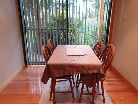 Bella Villa - Adwords Guide 1