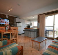 Benny's 3/25 Park Road - Adwords Guide