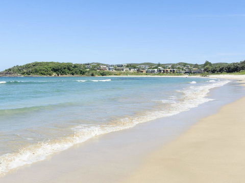 Bombora @ Fingal Bay - Adwords Guide 3