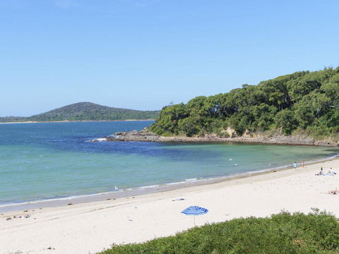 Bombora @ Fingal Bay - Adwords Guide 2