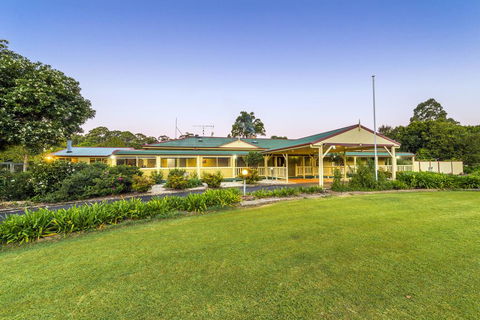 Bonville Lodge Bed & Breakfast - Adwords Guide 1