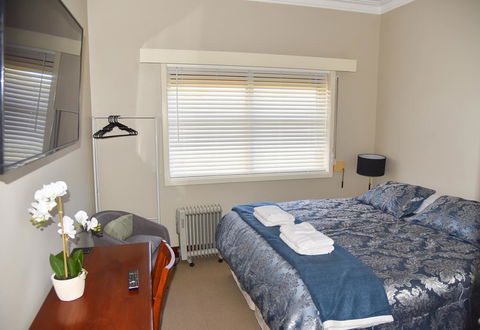 Boucher Manor - Northam. - Adwords Guide 0