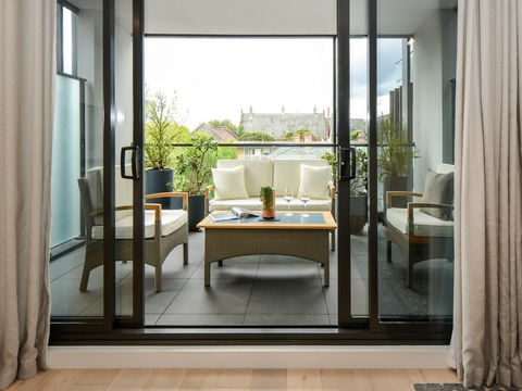 Boutique Stays - The Lincoln, South Yarra Apartment - Adwords Guide 0