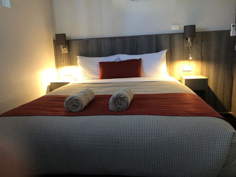 Bradman Motor Inn - Adwords Guide 2