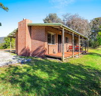 Braeside Cabin Two - Alphitonia - Adwords Guide