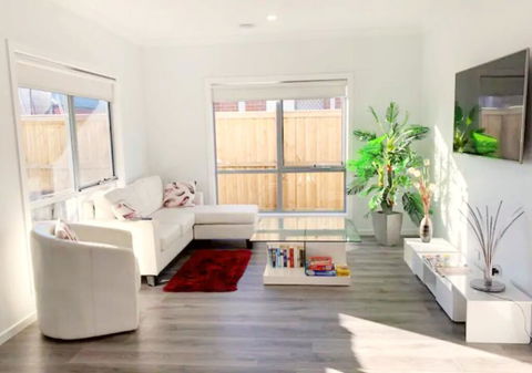 Brand New Home, 10 Mins To Beach, Torquay, Geelong, Deakin, Hospitals - Adwords Guide 0