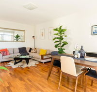 Bright and spacious apartment near Bronte beach - Adwords Guide