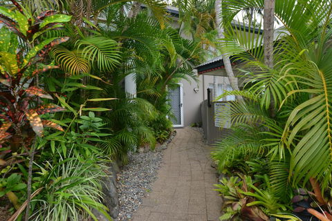 Boho Beach Apartment - Adwords Guide 1