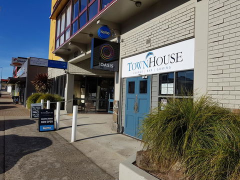 Burnie Central Townhouse Hotel - Adwords Guide 2