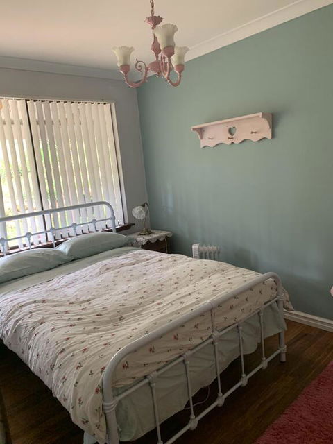 Byfield Road Homestay - Adwords Guide 3