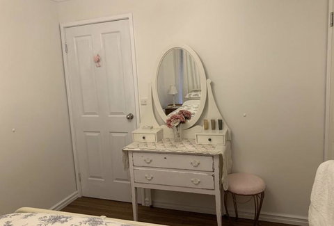 Byfield Road Homestay - Adwords Guide 2