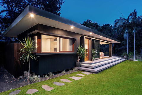 Byron Beach Retreats - Adwords Guide 0