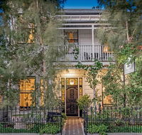 Captains Retreat Apartments and Cottages - Adwords Guide
