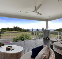 Caves Luxury Beachside Escape - literally across the road from Surf Club - Adwords Guide