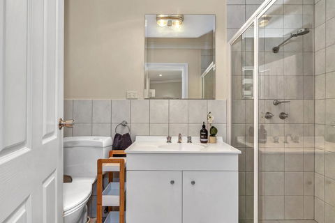 Character Home - Easy Tram To City - Adwords Guide 2