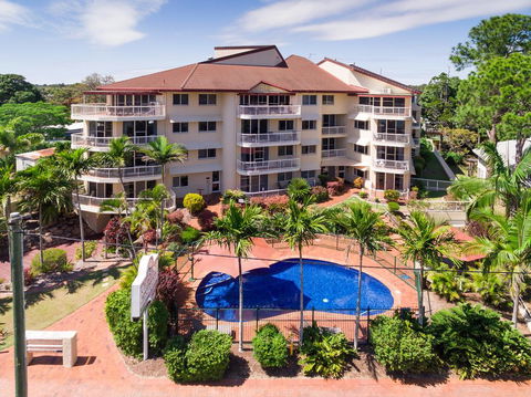 Charlton Apartments - Adwords Guide 0