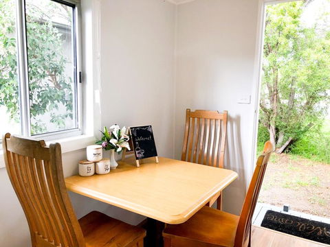Charming Cottage Cessnock Hunter Valley - Adwords Guide 3