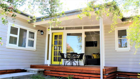 Charming Cottage Cessnock Hunter Valley - Adwords Guide 0