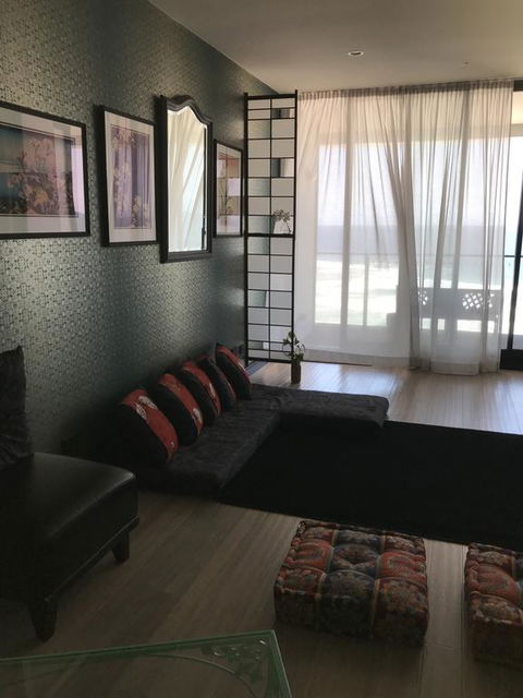 City/Beach New Apartment - Adwords Guide 1