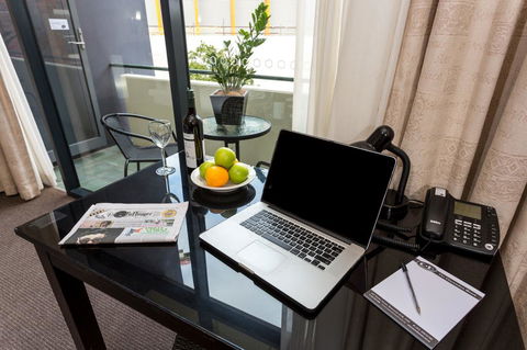 Clarendon Hotel - Adwords Guide 2