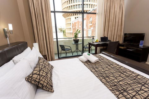 Clarendon Hotel - Adwords Guide 0