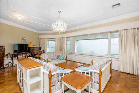 Classic 5 Beds Mt Dandenong Resort - Adwords Guide 2