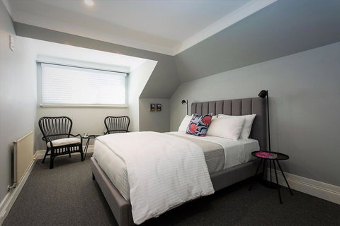 Closeburn House - Adwords Guide 1