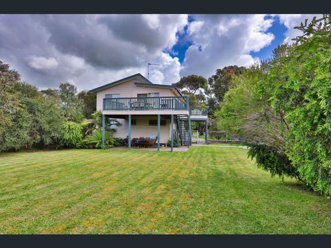 Cloudbreak At Inverloch - Pet Friendly Near Beach - Adwords Guide 1