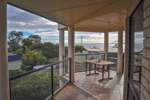 Coffin Bay Retreat - Adwords Guide 1